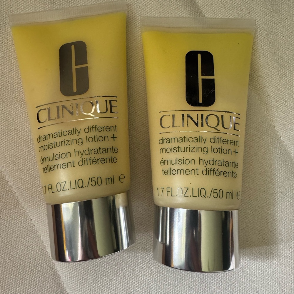 CLINIQUE Dramatically Different Moisturising Lotion +